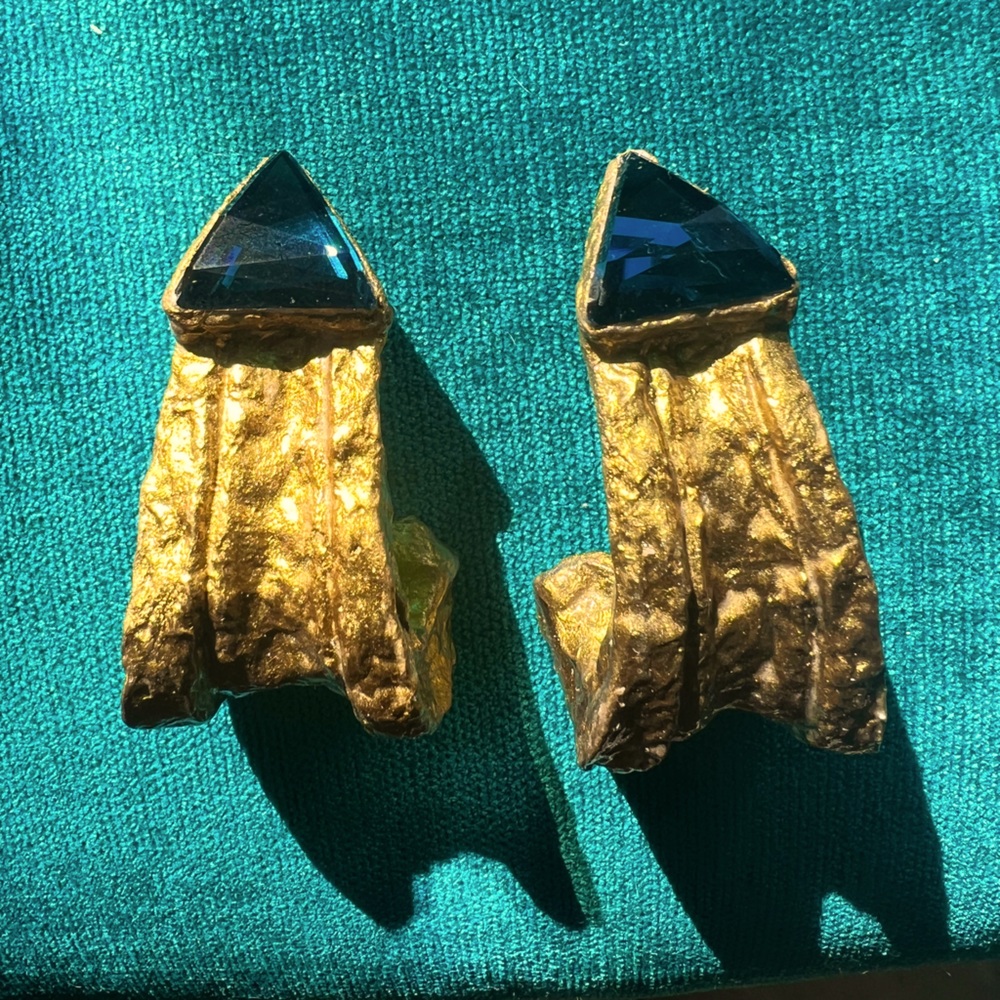 Handmade extra lightweight earrings - Picture 1 of 3